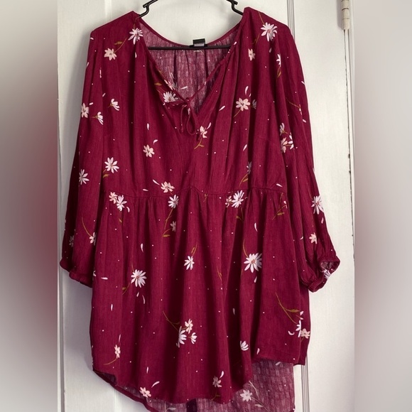 Torrid Babydoll Floral Daisy Blouse Top, Size: 2X - Picture 1 of 9
